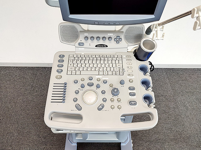Ultrasound LOGIQ P5 GE | Used Medical Equipment Supplier in Japan 